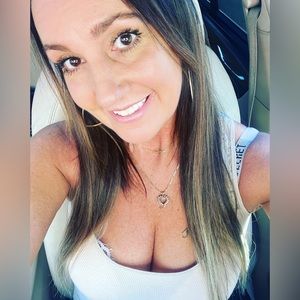 Meet your Posher, Charlotte